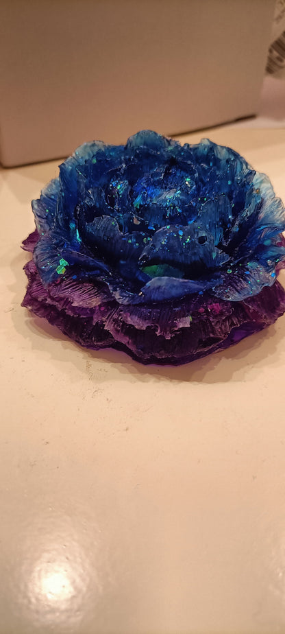 FLOR GRANDE RIBETEADA EN MORADO