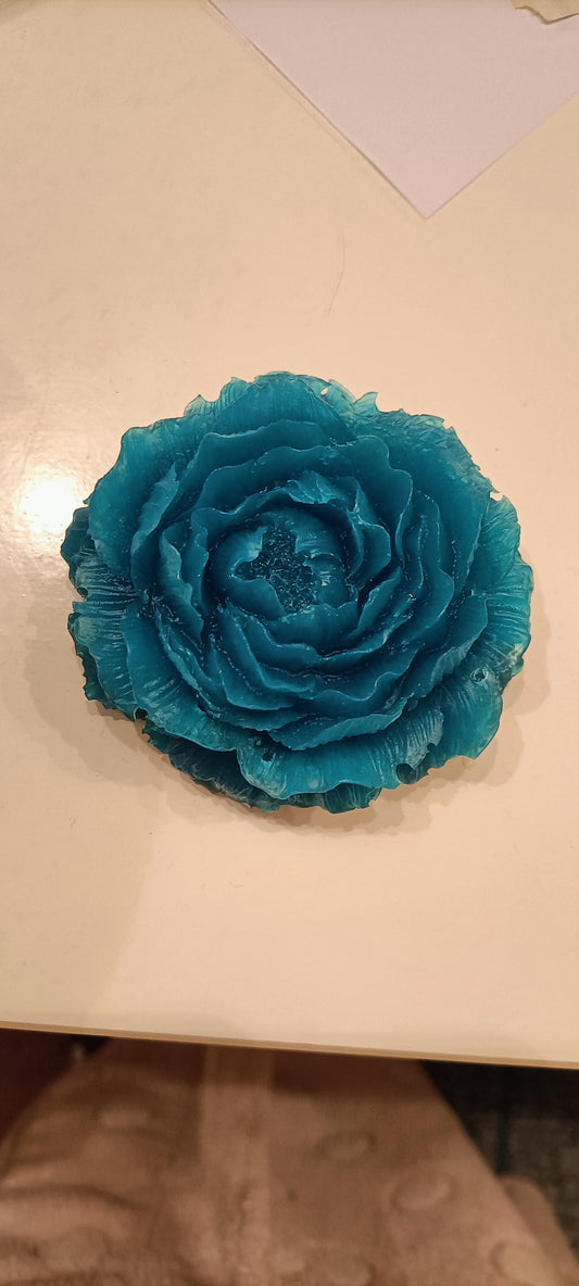 FLOR EN VERDE AZULADO
